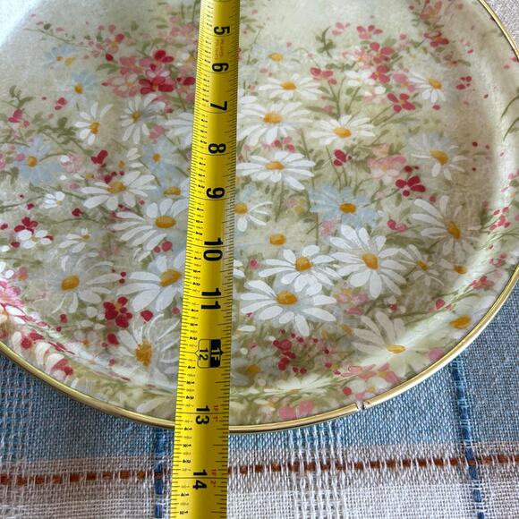 Vintage Fiberglass Serving Tray with Daisy Floral Design – 13.25” Round - Picture 10 of 10